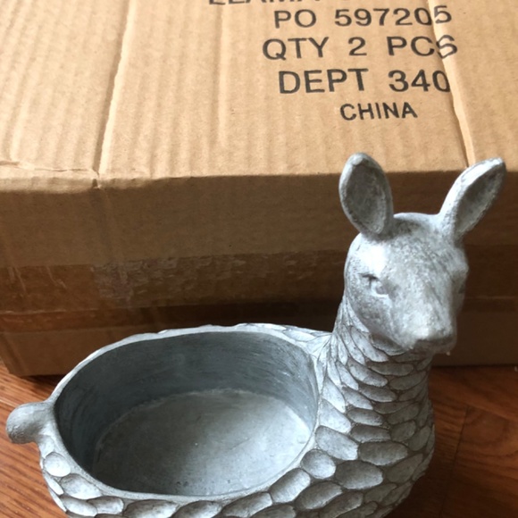 COPY - Pier 1 home decor gray alpaca llama decorative tray - Picture 2 of 4